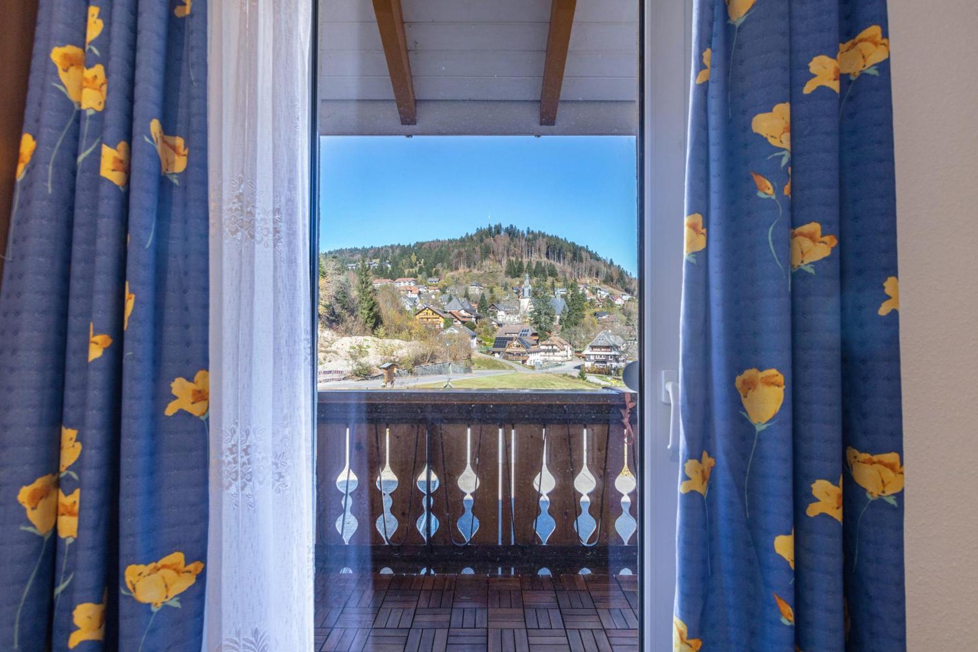 ホテル Haus Monika トートモース エクステリア 写真